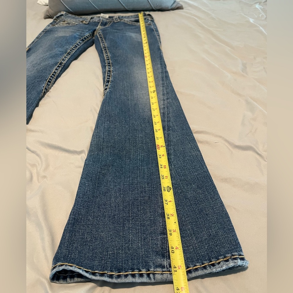True Religion Blue Flare & Wide Leg Jeans - Picture 16 of 16